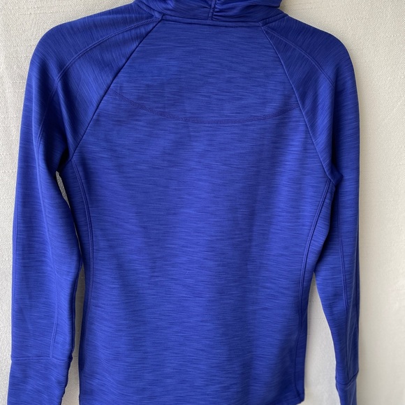 Athleta Rush Creek work out pullover size S - Picture 2 of 10